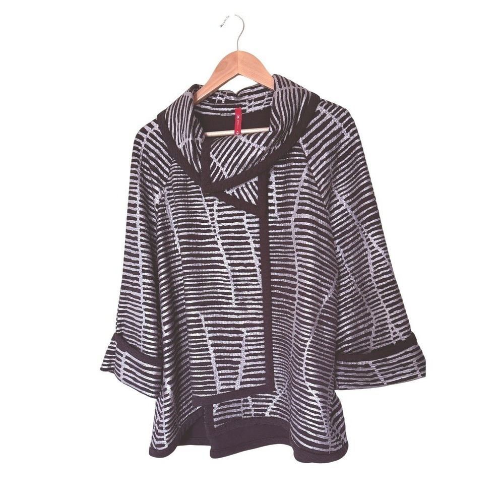 IC Collection XL Black Metallic Silver Textured Stripe Open Front Jacket